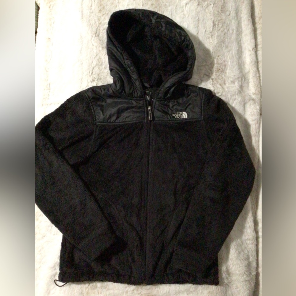 The North Face Women’s Hooded Fleece Jacket